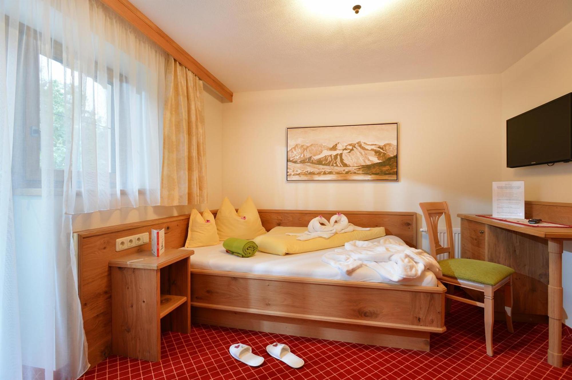 Hotel Garni Bavaria المو المظهر الخارجي الصورة