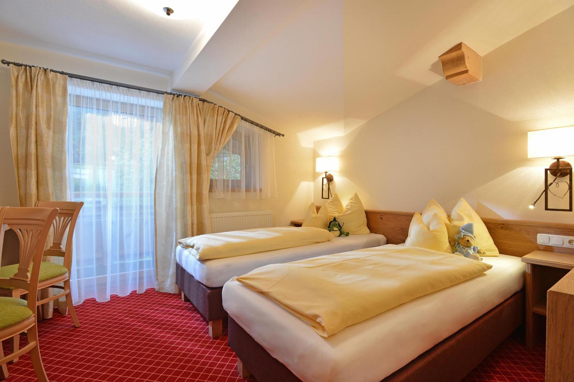 Hotel Garni Bavaria المو المظهر الخارجي الصورة