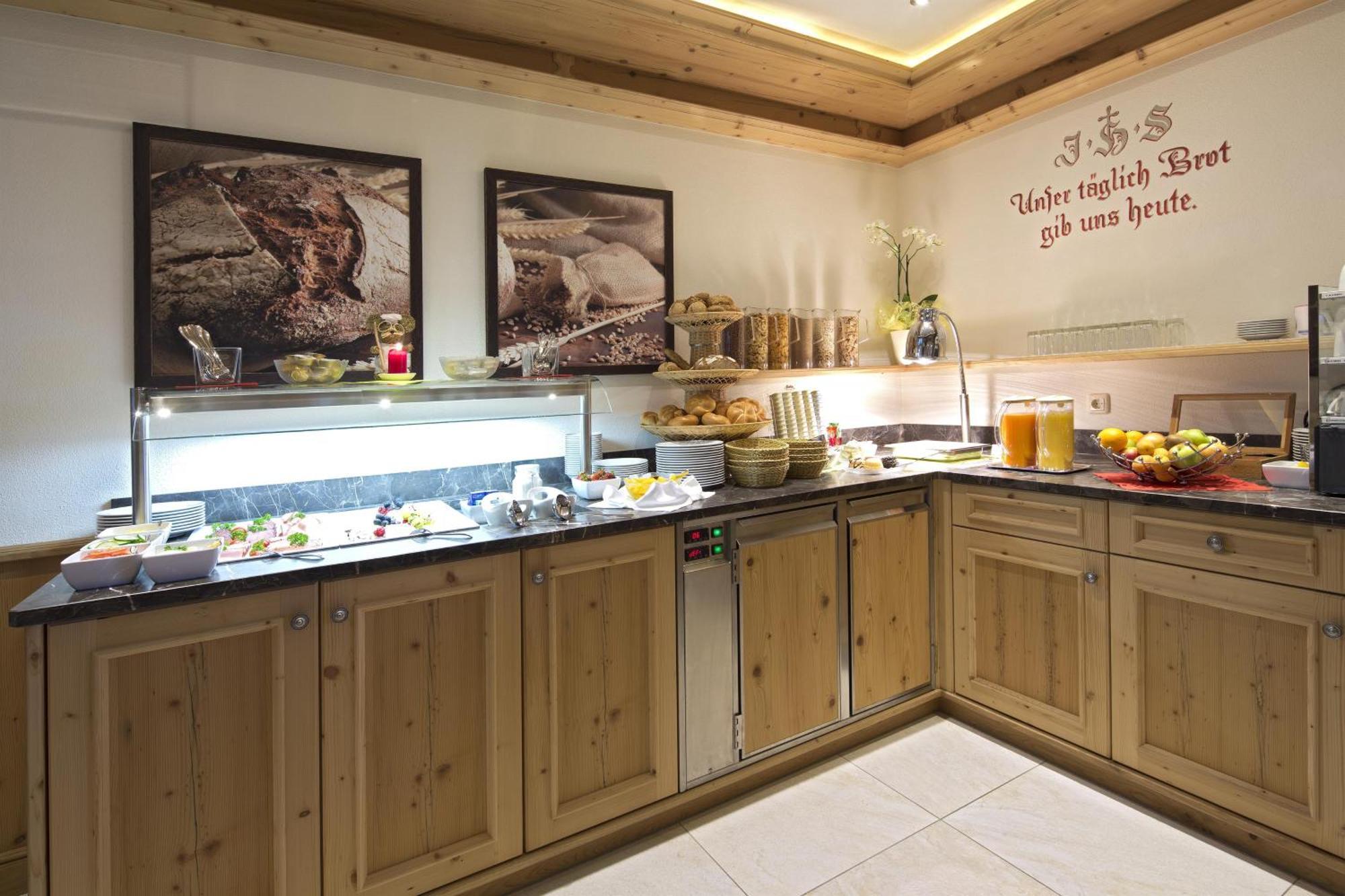 Hotel Garni Bavaria المو المظهر الخارجي الصورة